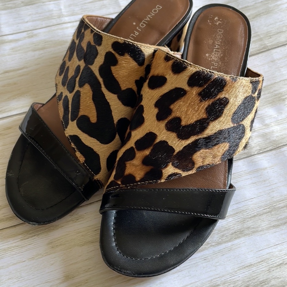 Donald J Pliner animal print sandals